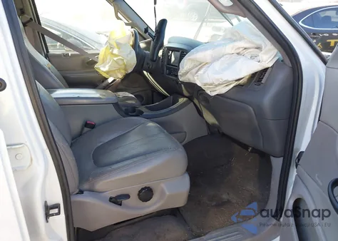 2000 Ford Expedition Xlt from USA, damaged, VIN 1FMPU16L6YLC24941